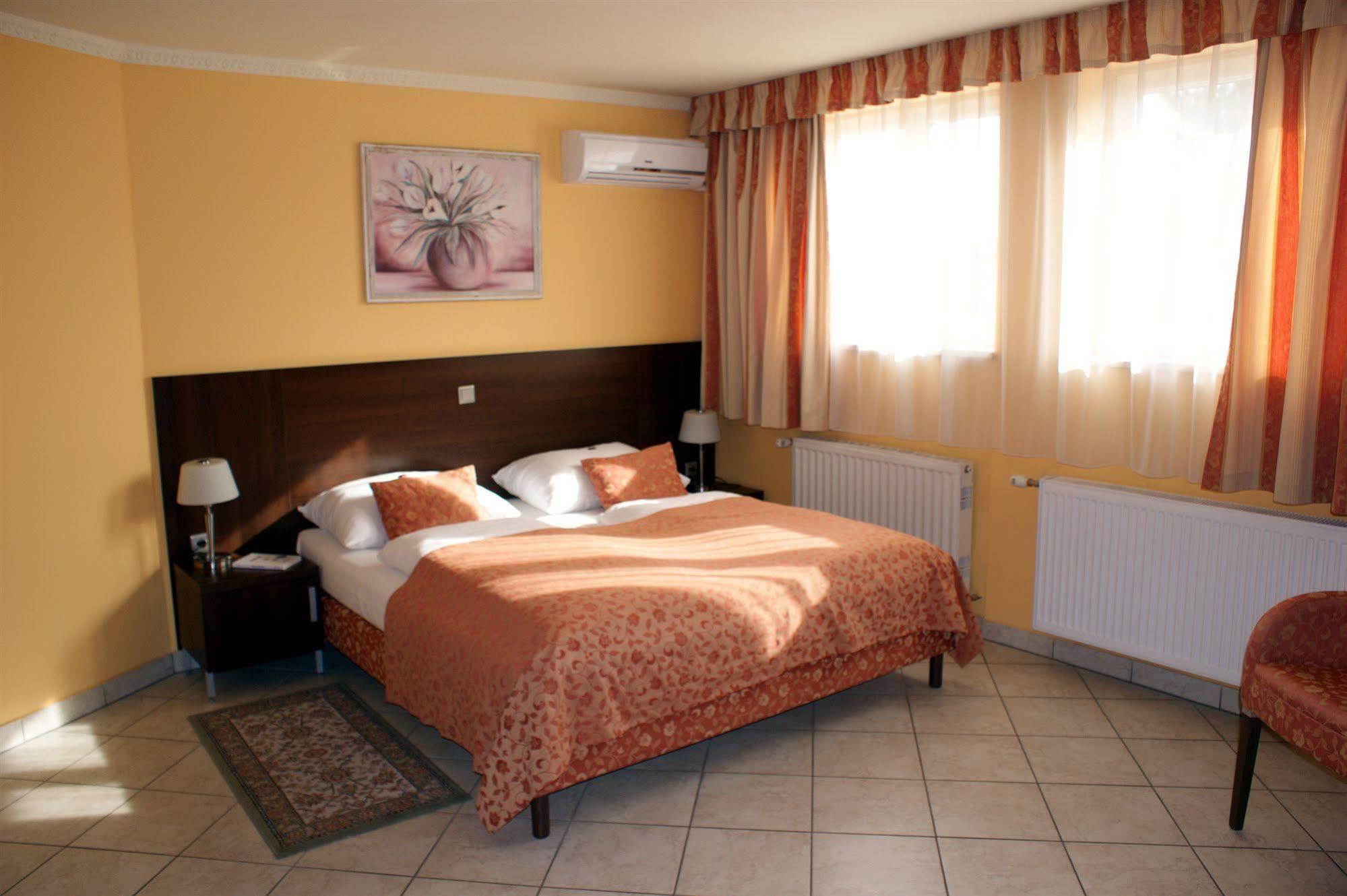 Hotel San Marco Lannach Kültér fotó