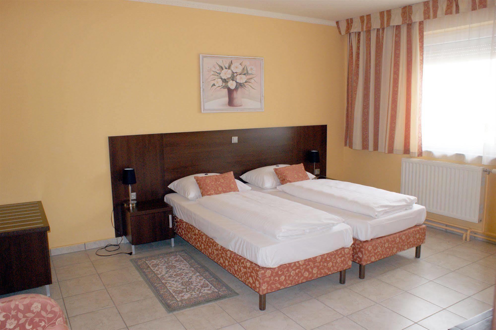 Hotel San Marco Lannach Kültér fotó
